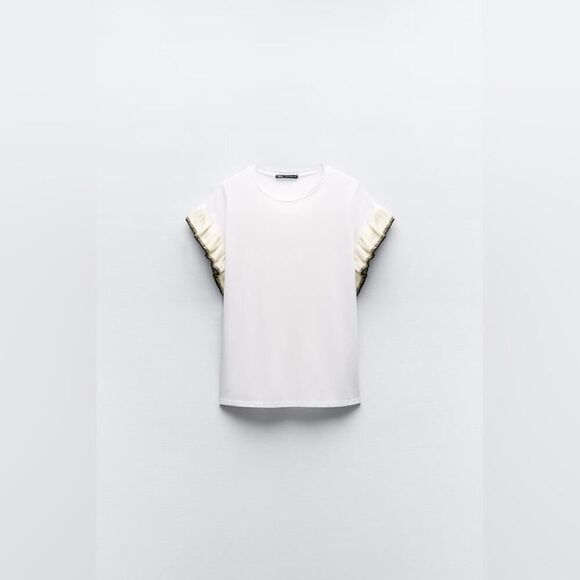 Zara Women’s White Chunky Knit T-Shirt with Ruffles Size M NWT - Picture 3 of 7